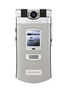 Best available price of Sony Ericsson Z800 in Easttimor